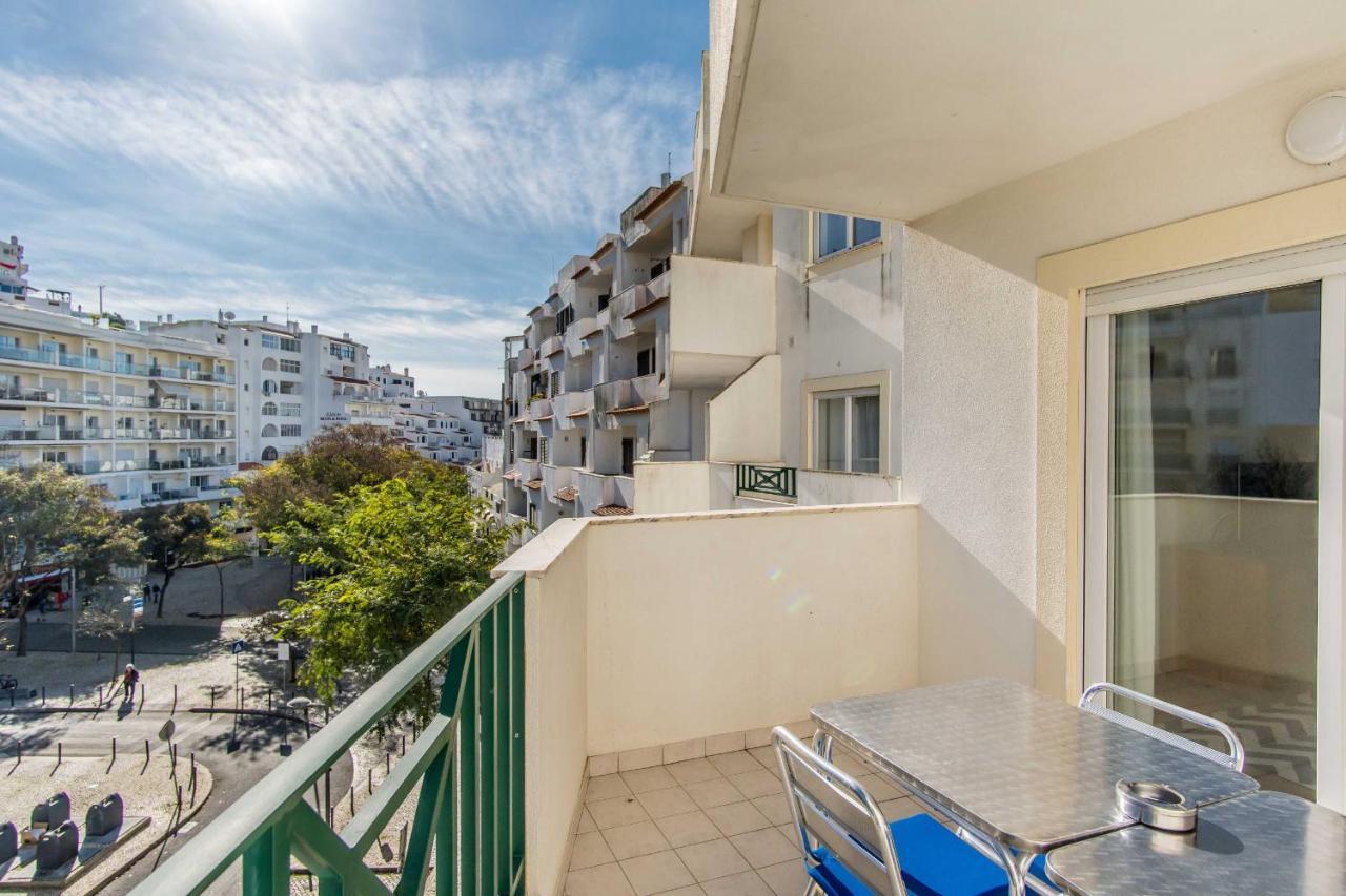 #032 T2 Idalia By Holidays Apartment